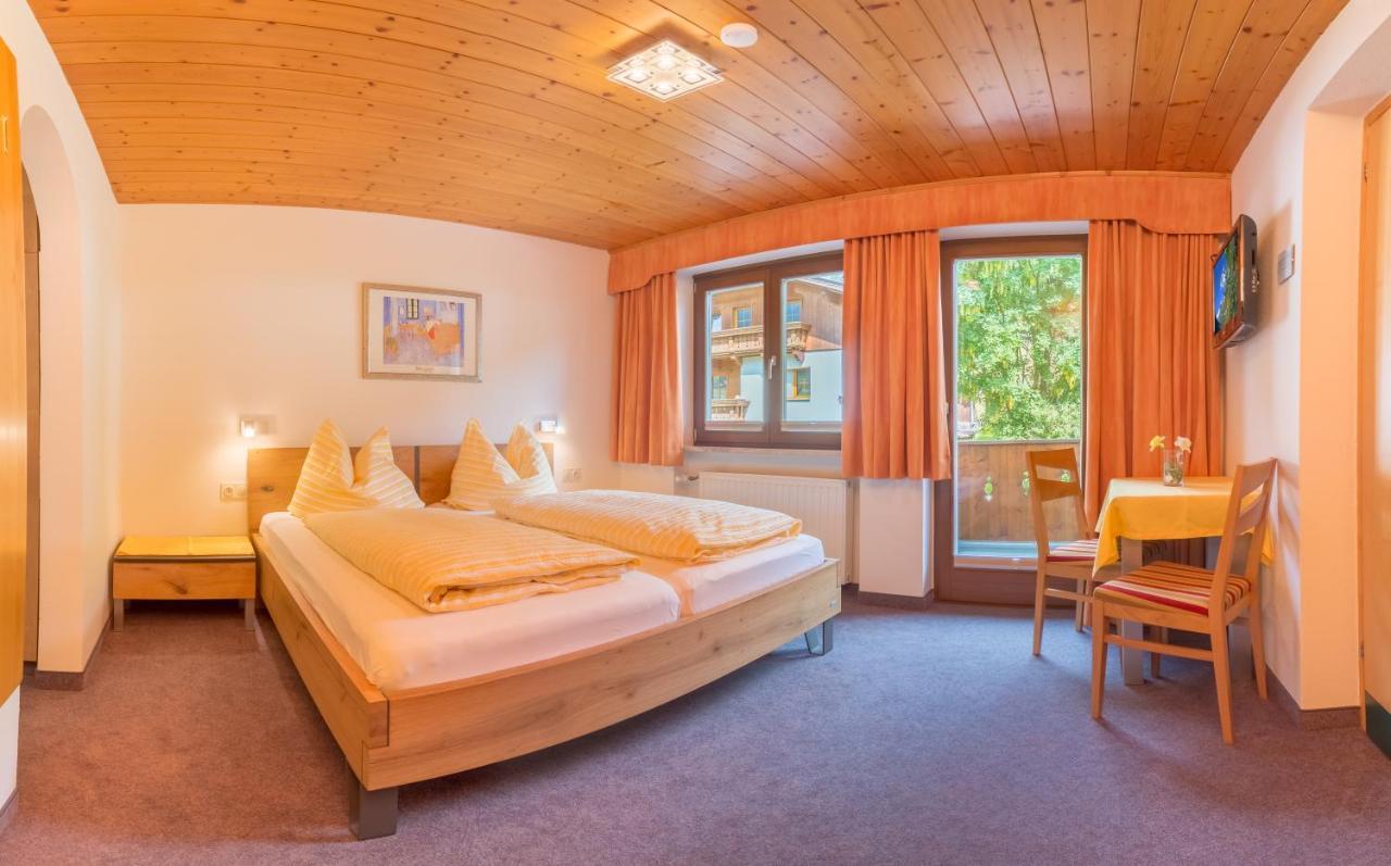 Pension Tina Neustift im Stubaital Exterior foto